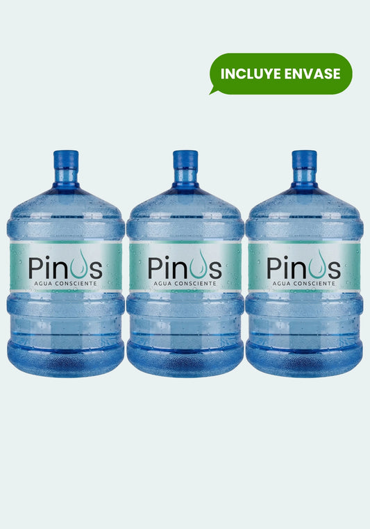Pack de 3 bidones nuevos y sellados con agua purificada de 20 litros. Envases marca Pinus Agua Consciente.